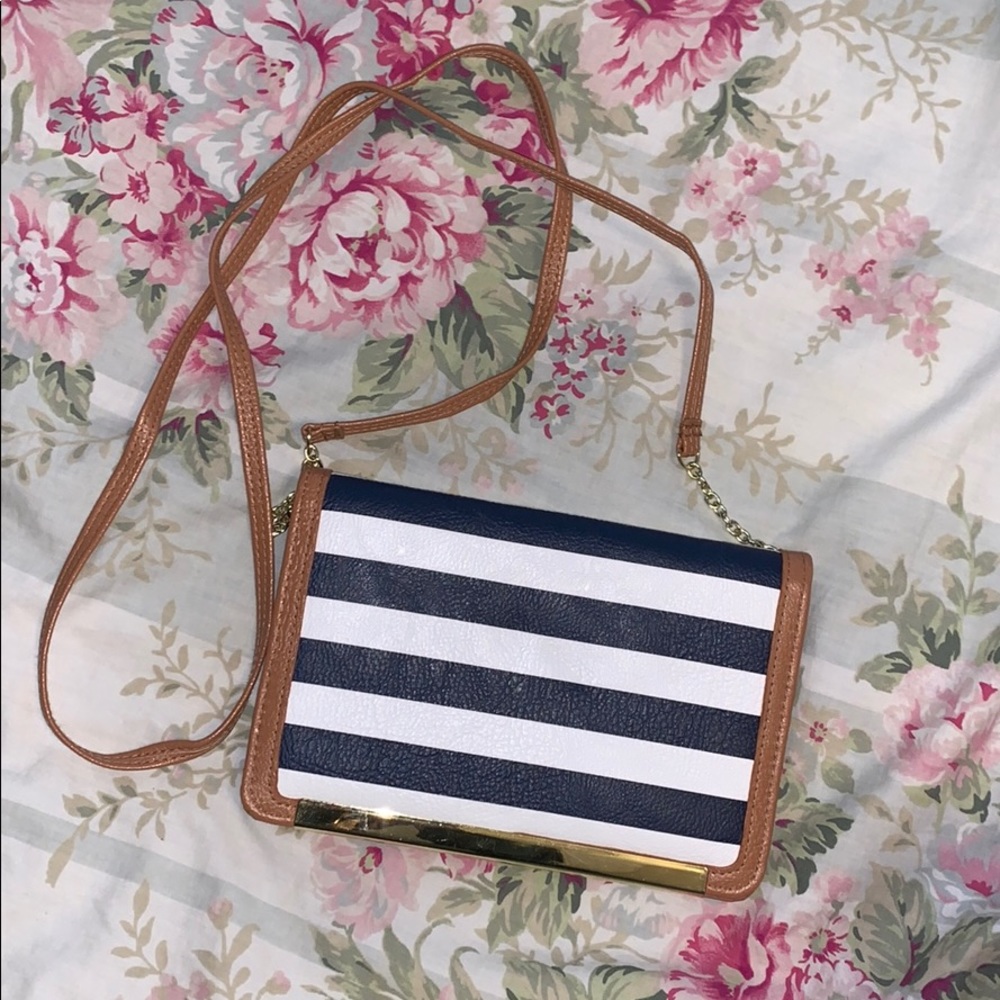 Wallet purse • navy blue & white